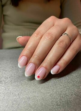 ​Manicure hybrydowy